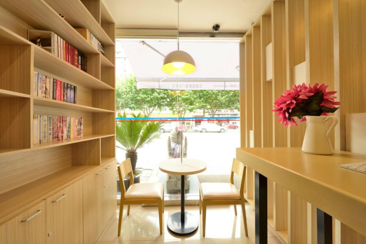 Hanting Hotel Zhuhai Gongbei Port Qinglv Nanlu Branch Екстериор снимка