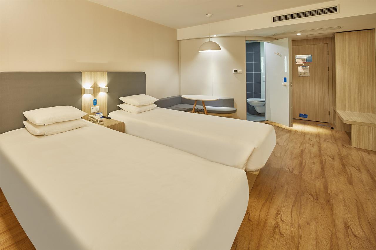 Hanting Hotel Zhuhai Gongbei Port Qinglv Nanlu Branch Екстериор снимка